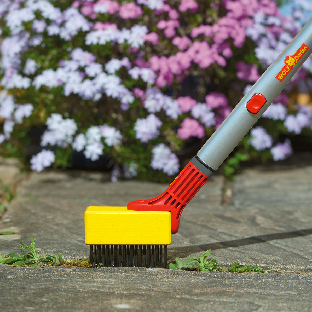 Multi-Change® Weeding Brush