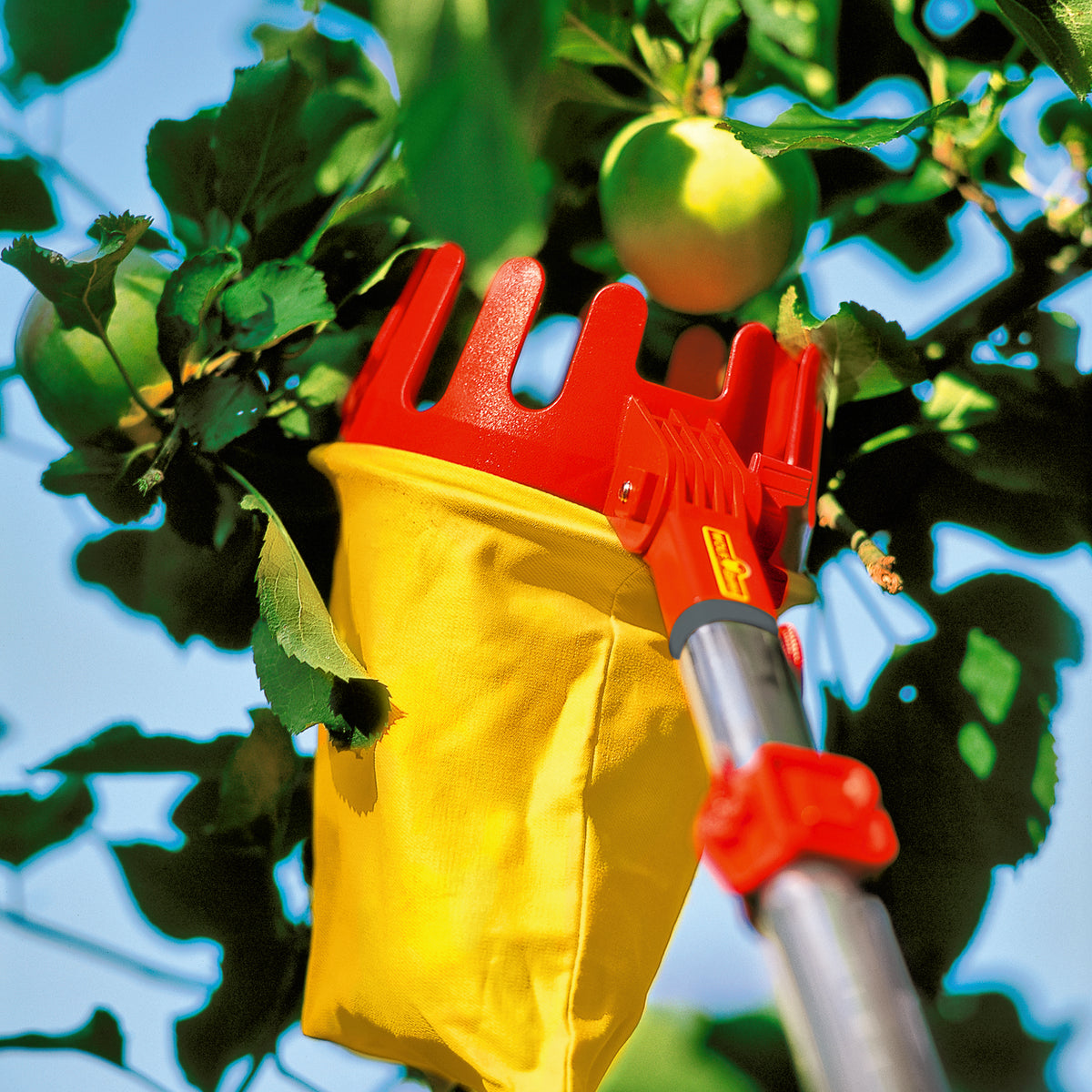 Multi-Change® Adjustable Fruit Picker